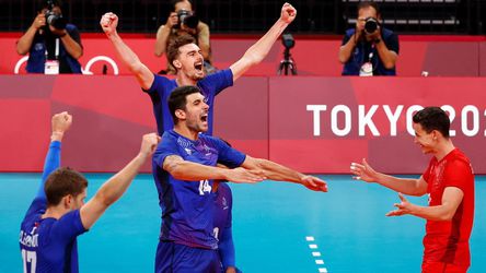 Tokio 2020: Volejbalisti Francúzska si v dráme poradili s Poliakmi a sú v semifinále