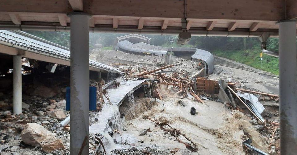 Zničená bobová dráha v Berchtesgadene.