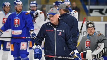 Mrzí ma, že nemáme k dispozícii všetkých hráčov z NHL, hovorí tréner Slovenska Craig Ramsay