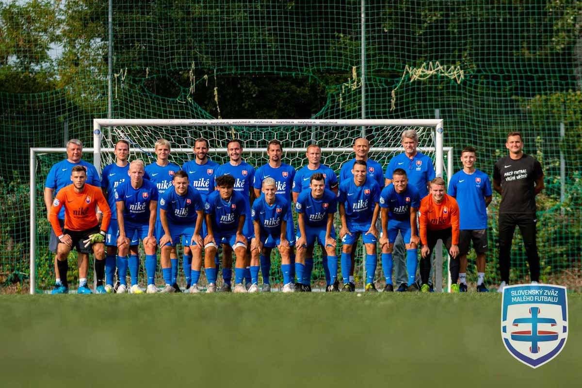 Slovenskí reprezentanti v malom futbale.