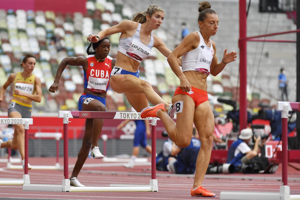 Slovenská atlétka Emma Zapletalová v kvalifikácii na 400 metrov prekážok