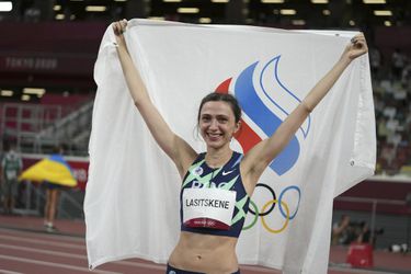 Tokio 2020: Lasickeneová triumfovala v skoku do výšky, prvé zlato pre Rusov v atletike