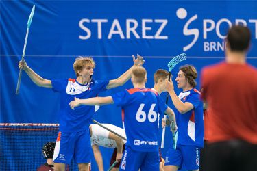 Florbal-MSJ: Slováci deklasovali Estónsko, budú hrať o 7. miesto