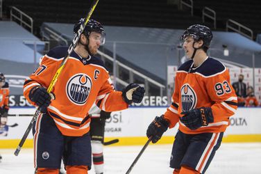Nugent-Hopkins podpísal dlhoročný kontrakt s Edmontonom Oilers