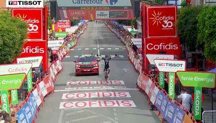 Vuelta: Michael Storer triumfoval v 10. etape, do červeného sa obliekol Dán Eiking
