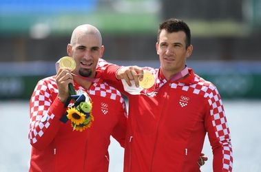 Tokio 2020: Chorvátske bratské veslárske duo získalo zlato v dvojke bez kormidelníka