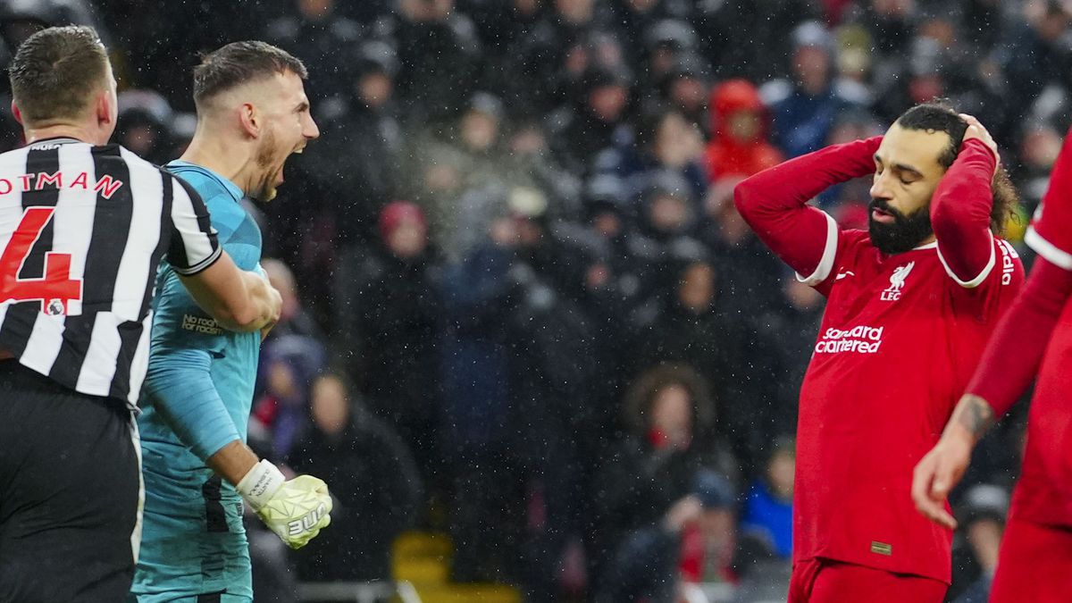 FC Liverpool Defeats Newcastle United 4-2 in English Premier League Match: Dúbravka’s Standout Performance Not Enough