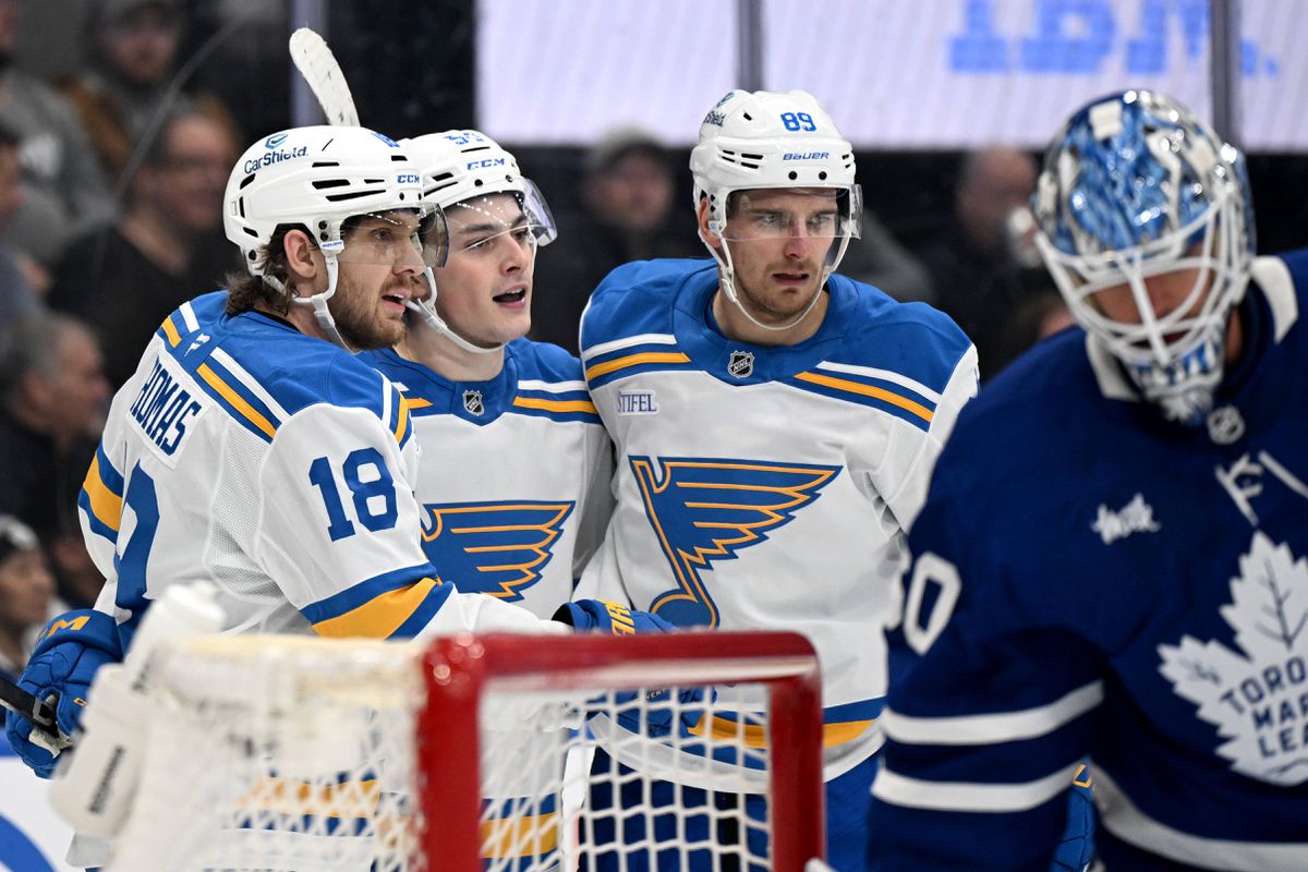 VIDEO Fantastický Dvorský zachránil gólom katastrofálny zápas St. Louis Blues, Regenda a Černák sú späť!