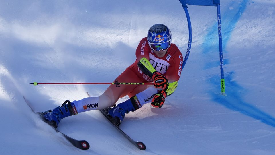 1. kolo obrovského slalomu mužov v Saalbachu
