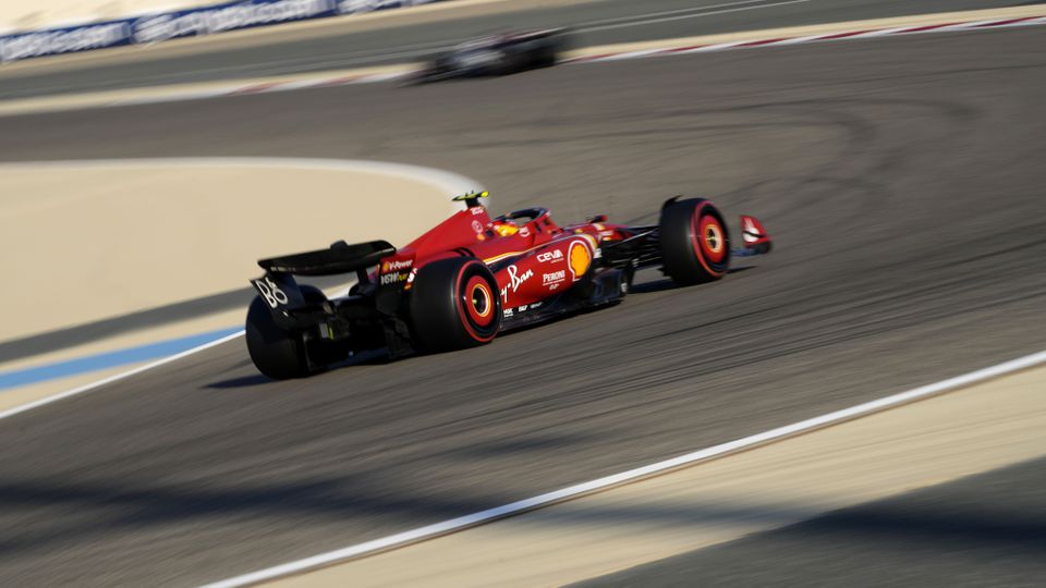 Jazdec Ferrari hlási návrat do akcie. Napokon vynechal len jednu veľkú cenu
