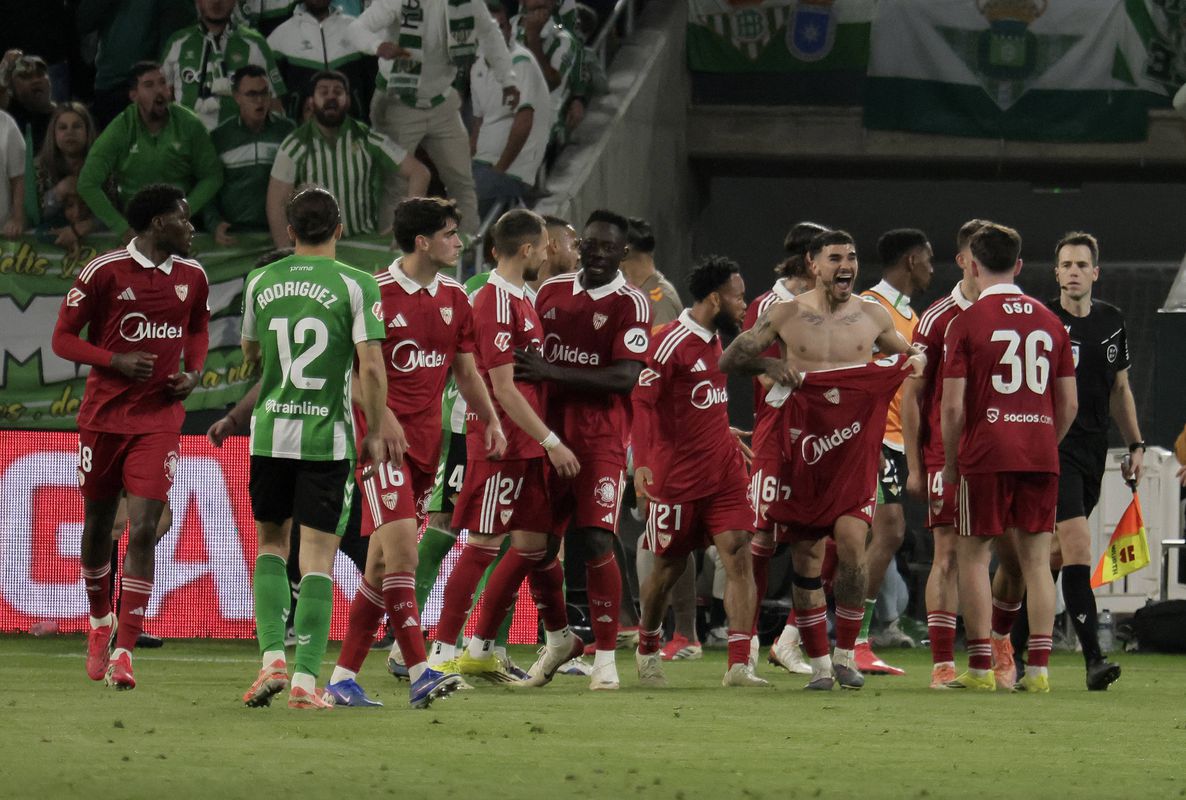 Valencia rozhodla v poslednej chvíli, Sevilla sa výhry nedočkala