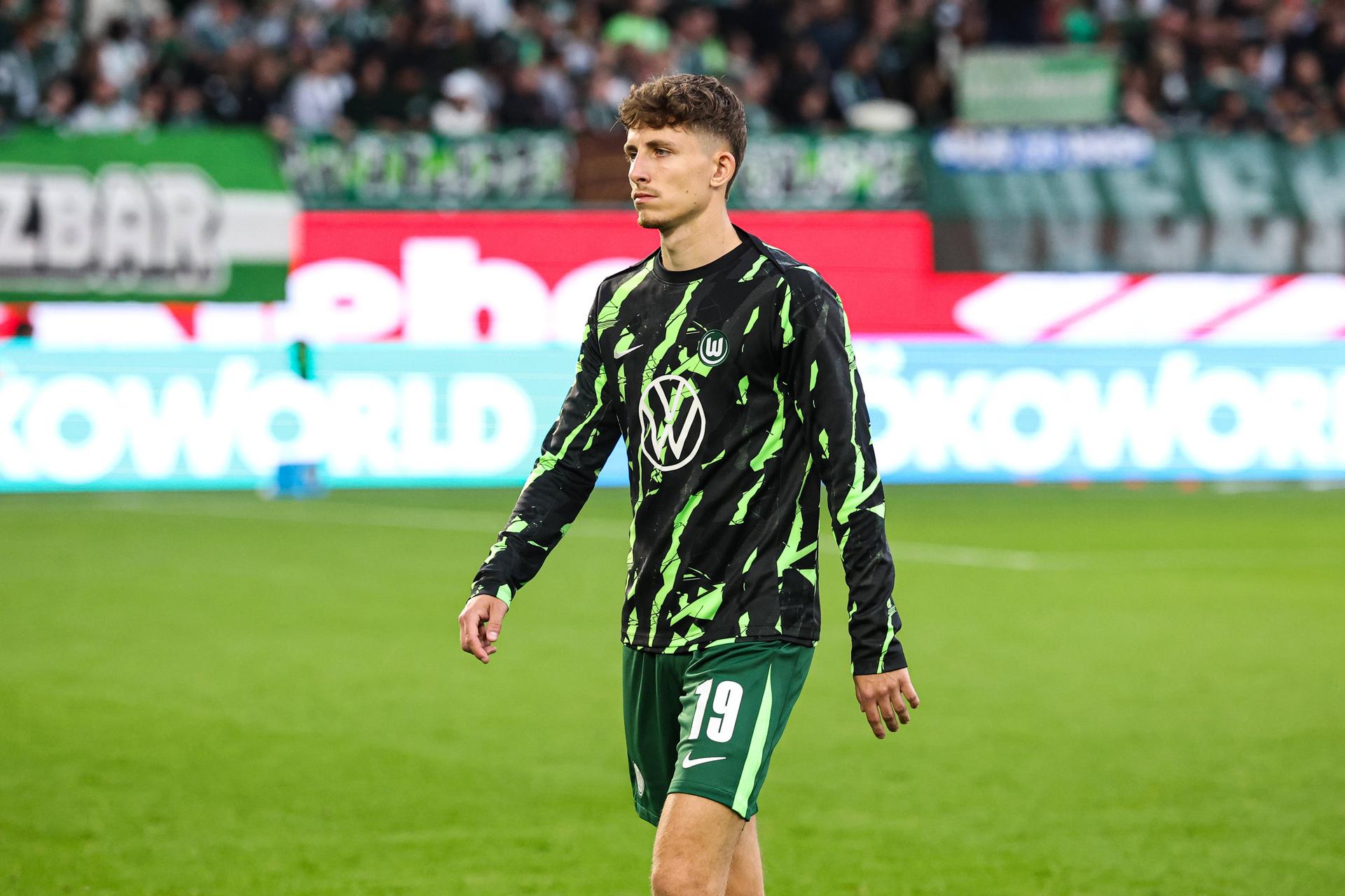 Jesper Lindstrom v drese Wolfsburgu. Zdroj: IMAGO