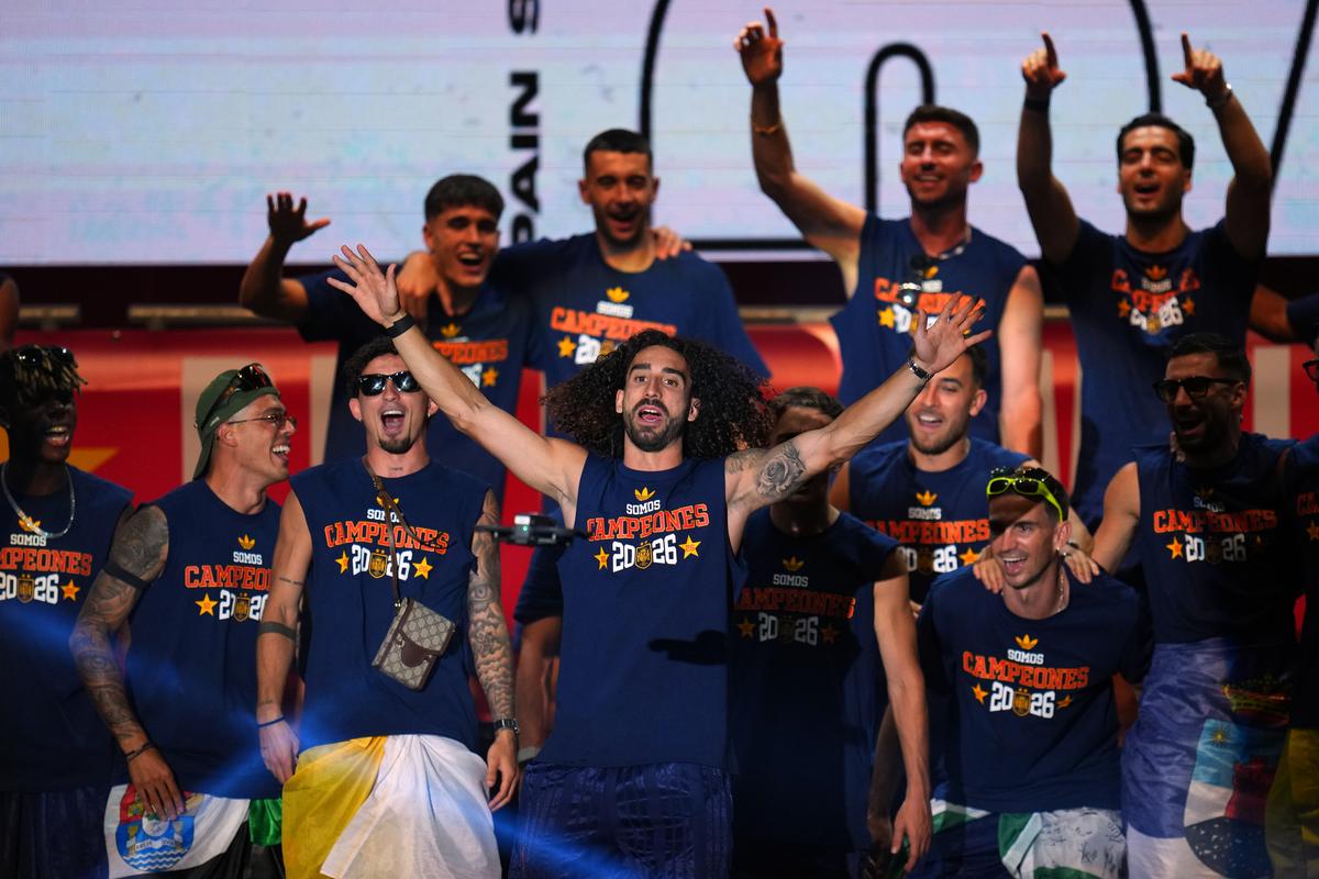 Cucurella sa podelil o medailu z MS vo futbale 2026 s poštárom: Je to veľmi milý chlapík