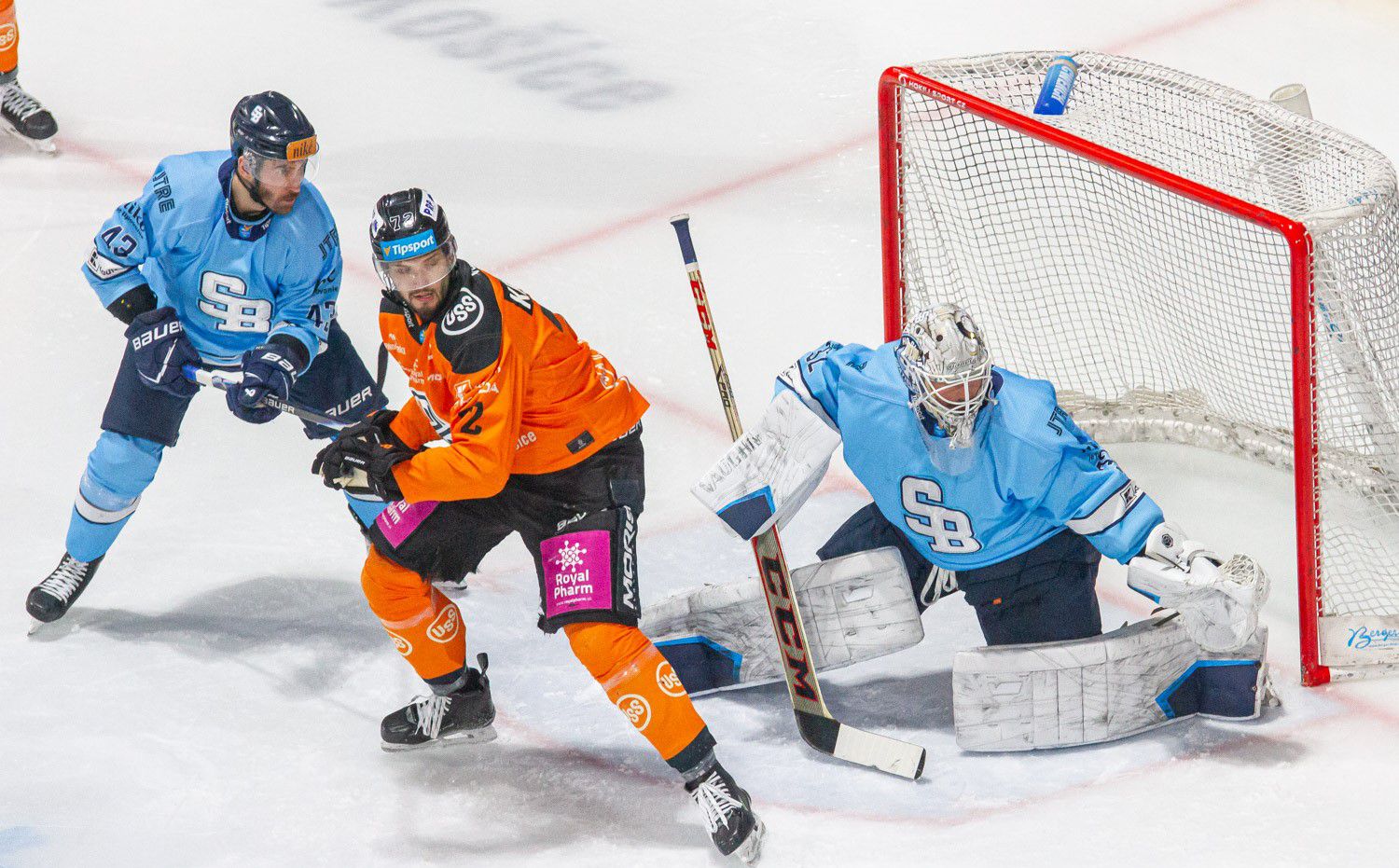 Jaroslav Janus  sa predstavil na ľade klubu, v ktorom ešte vlani žiaril. Zdroj: hckosice.sk/P. Jesenský