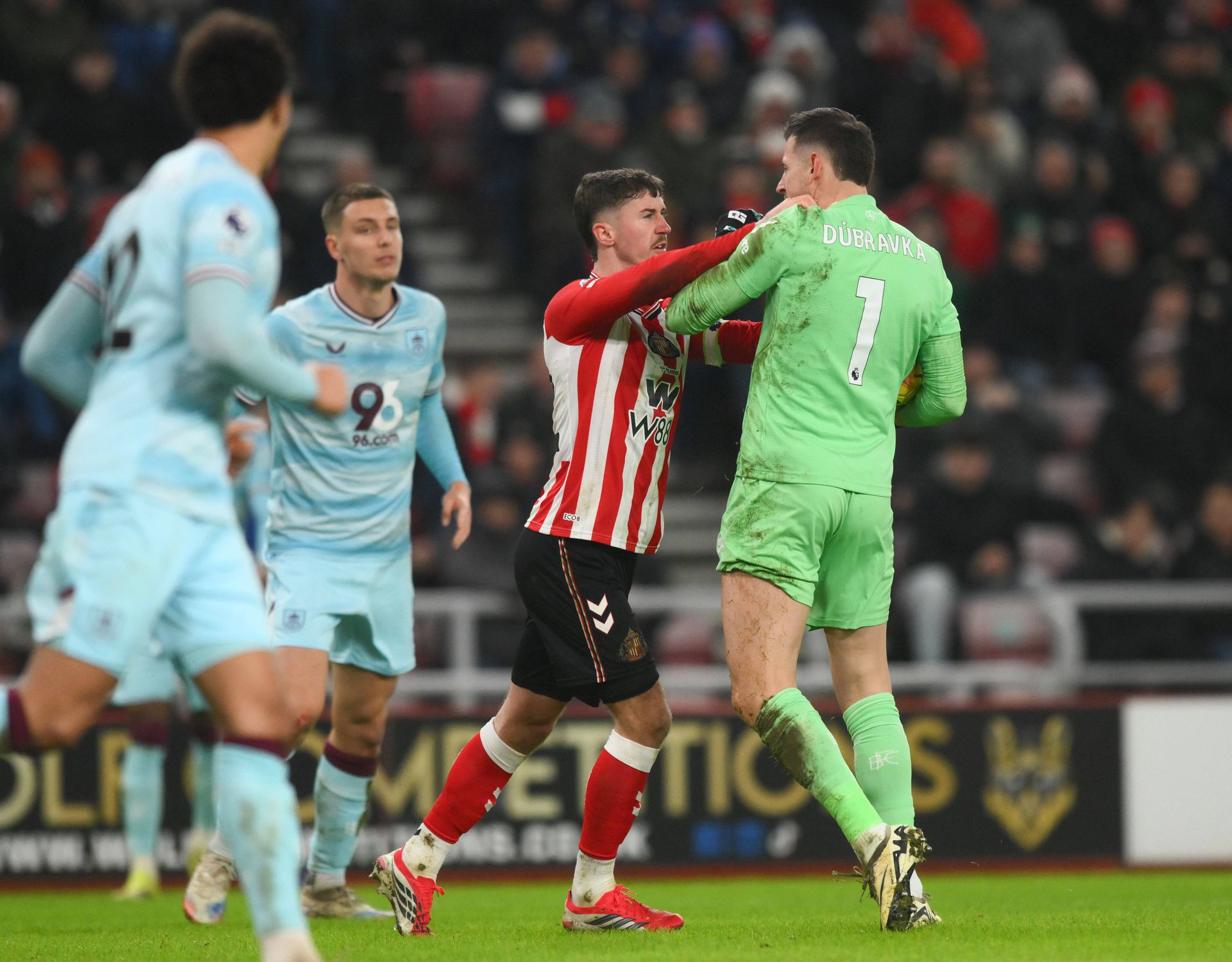 Martin Dúbravka v zápase Sunderland - Burnley, zdroj: IMAGO