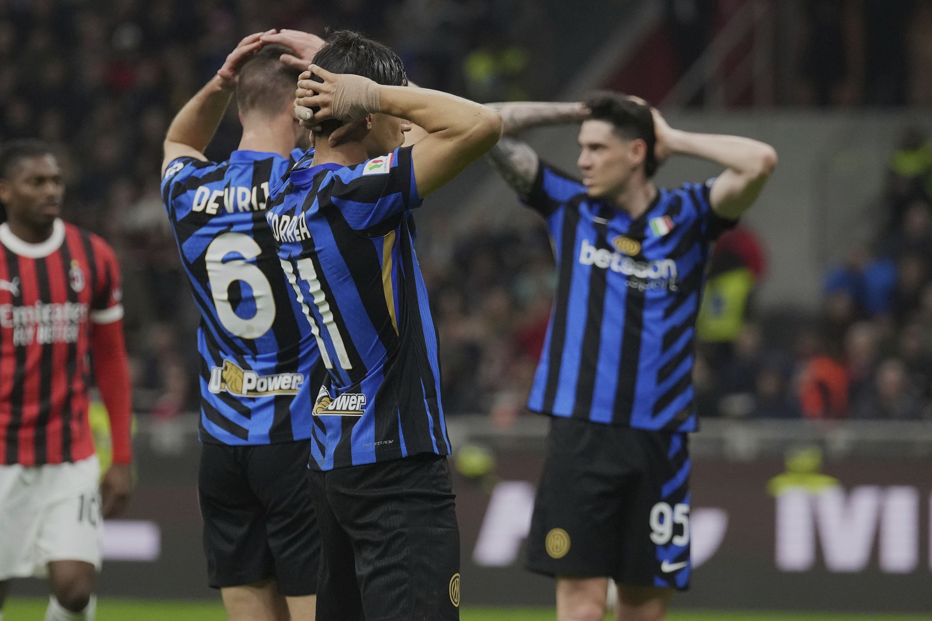 AC Miláno - Inter Miláno. Zdroj: SITA/AP