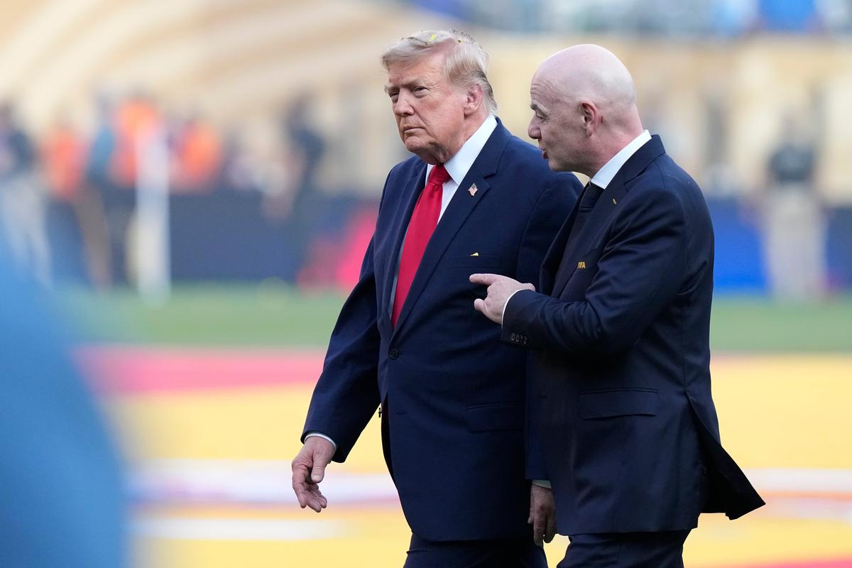 Fiasko pre prezidenta svetového futbalu. Chrbtom sa mu otočil aj samotný Trump