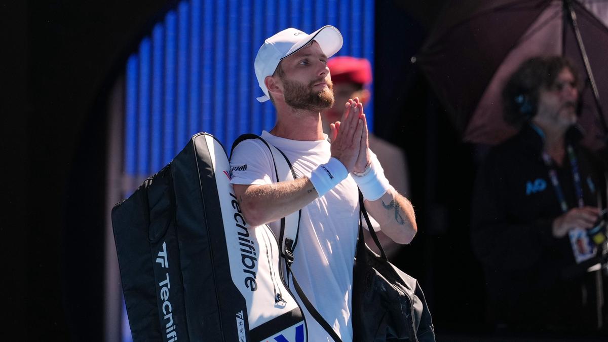 VIDEO Bizarnosť na US Open. Tenista podal ruku súperovi i rozhodcovi, potom prišiel nečakaný verdikt