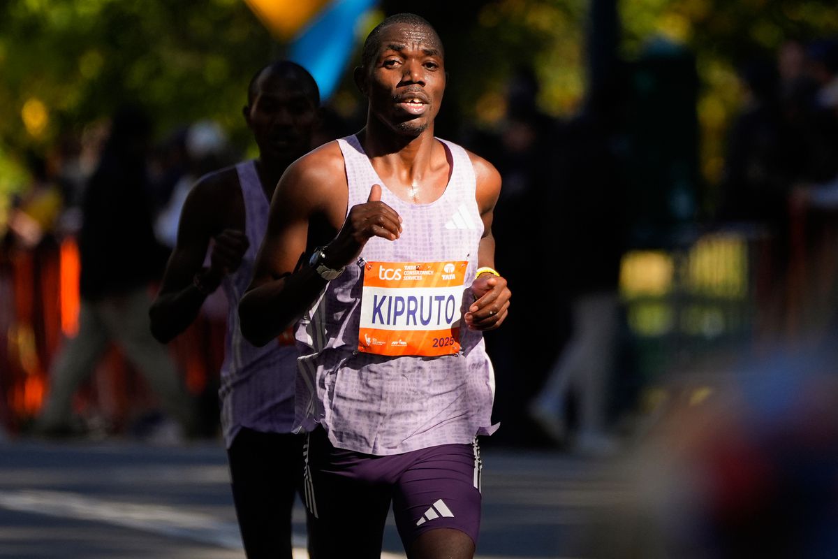 Maratón v New Yorku ovládli Keňania! Kipruto rozhodol o svojom víťazstve až na cieľovej páske