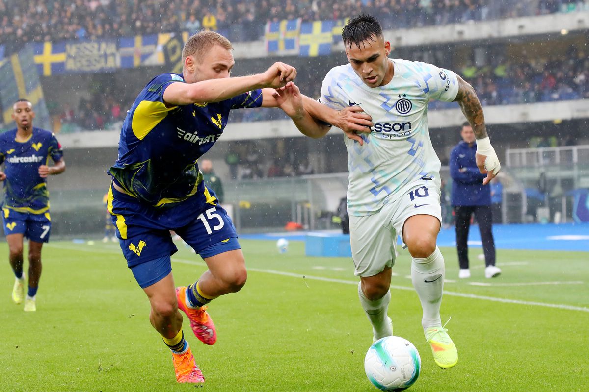 Veronu bez Suslova proti Interu zrazil vlastný gól, Fiorentina sa naďalej trápi