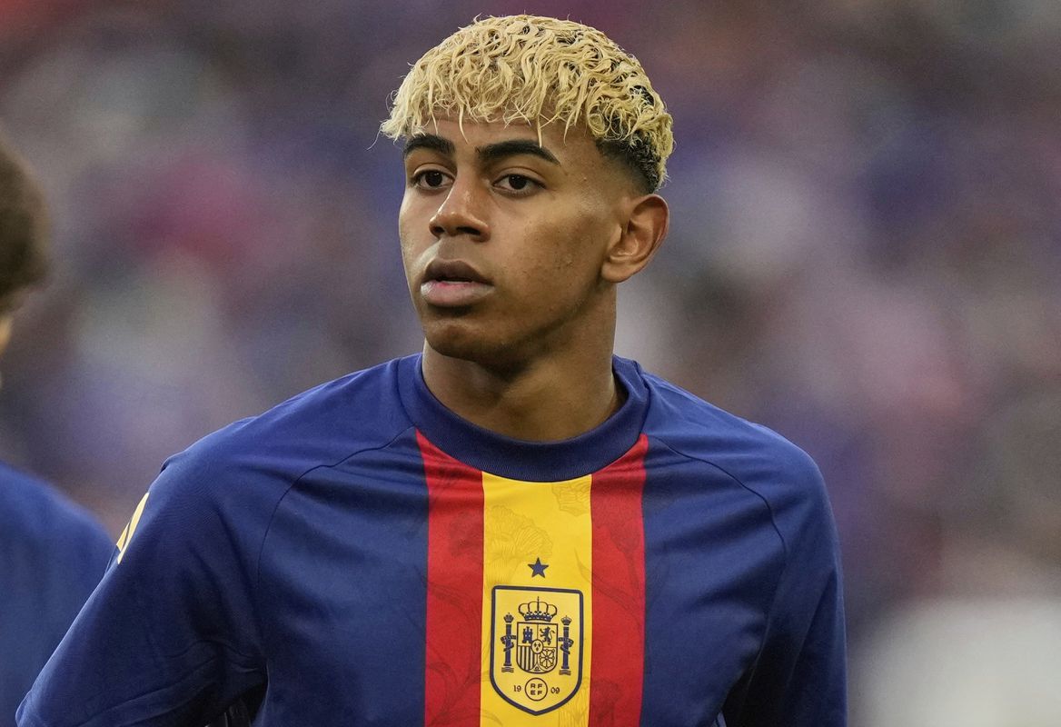 Lamine Yamal prezradil, aké autá si plánuje kúpiť. Jeho plán má však jeden háčik