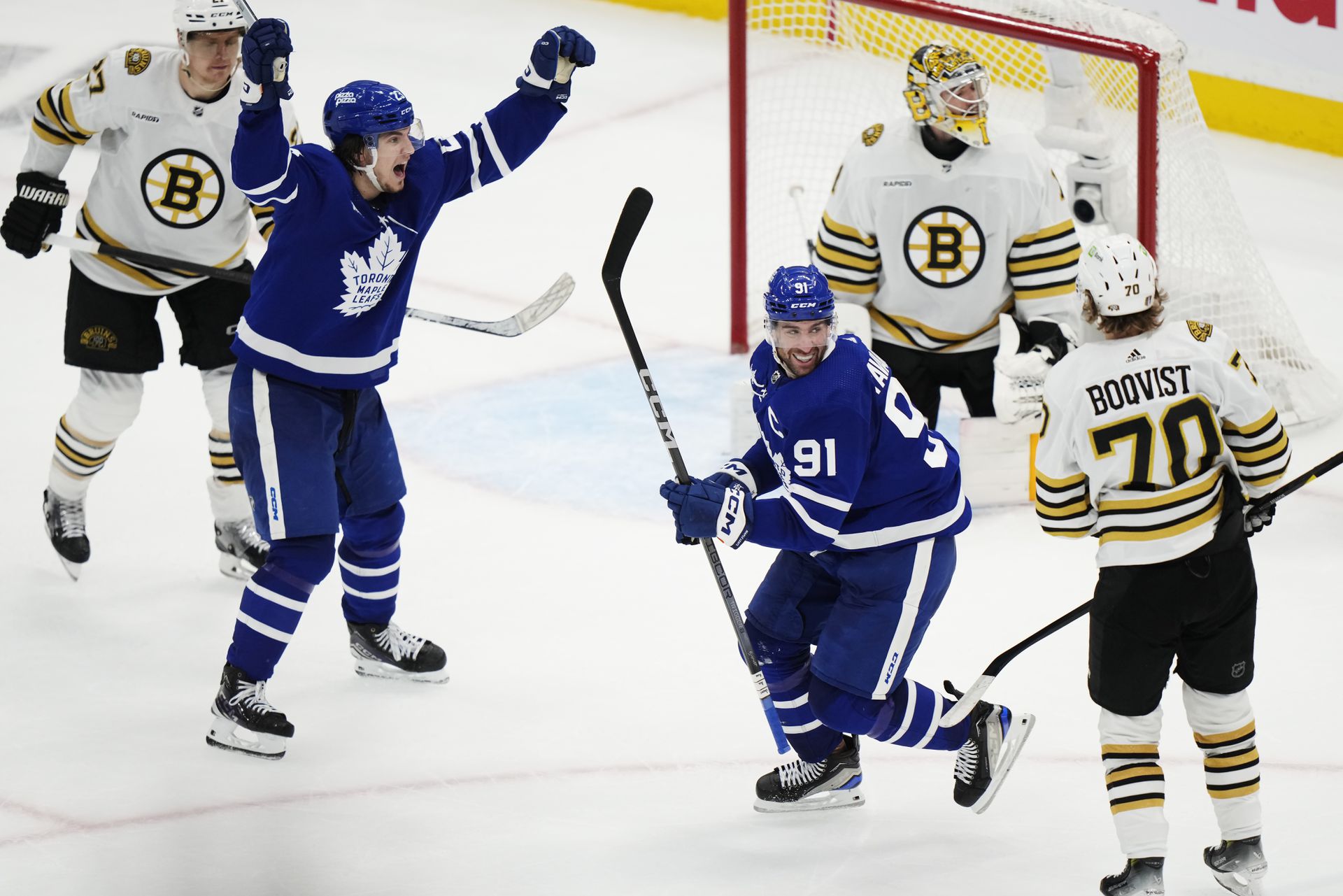 Toronto Maple Leafs - Boston Bruins, zdroj: SITA/AP