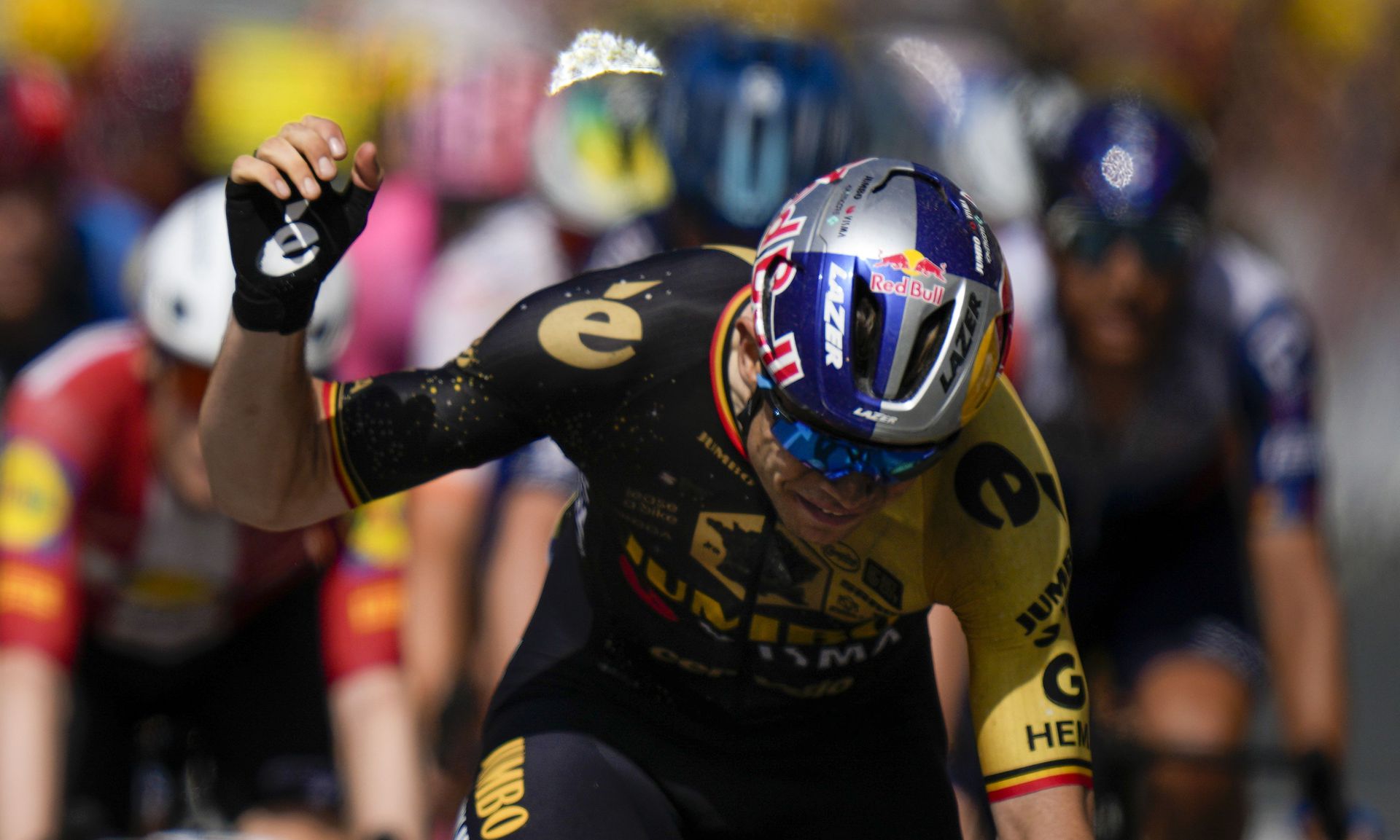 Wout van Aert po 2. etape Tour de France, zdorj: SITA