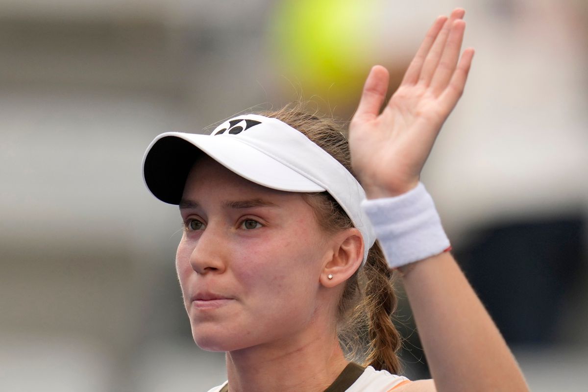 MS WTA: Jelena Rybakinová sa priblížila k semifinále. Svetovú dvojku zdolala v troch setoch