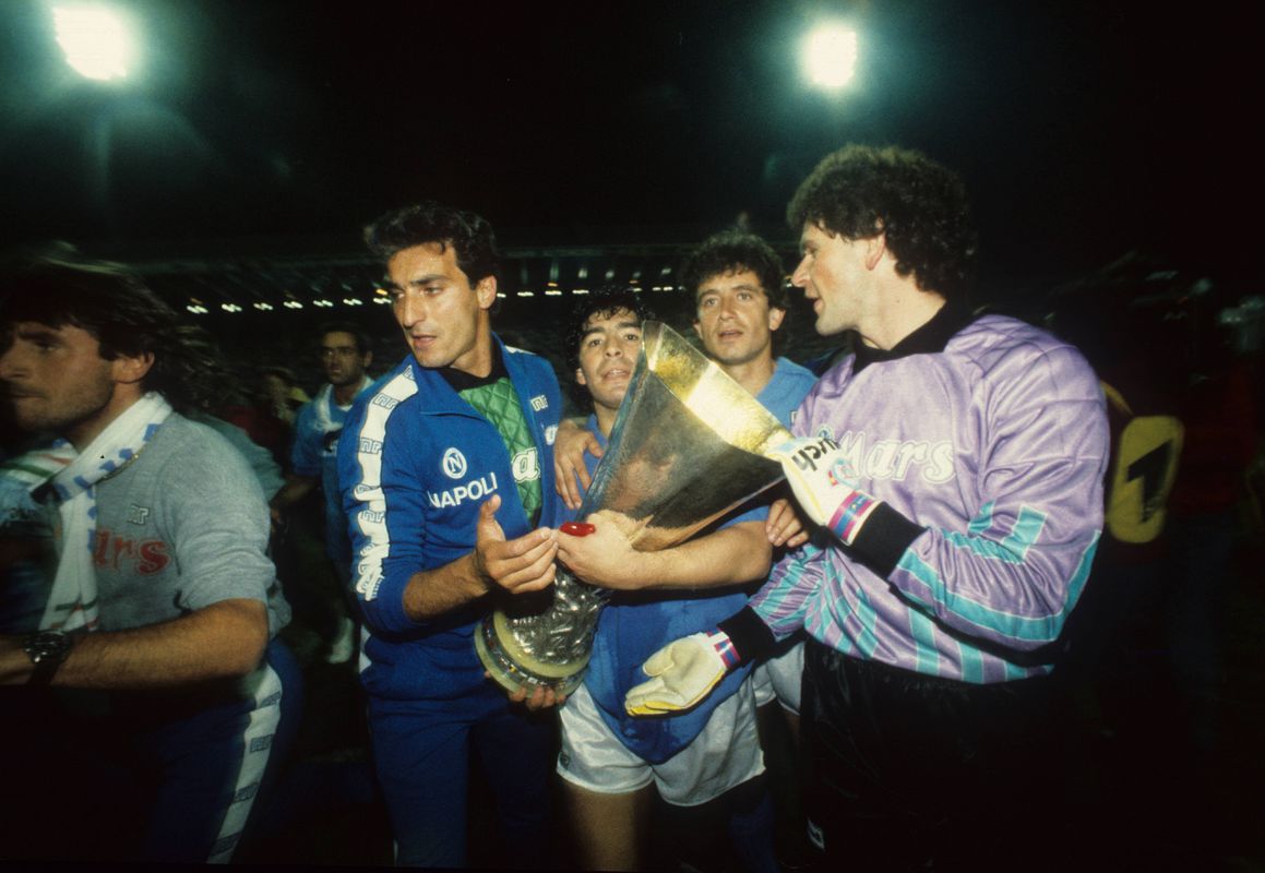 Šokujúce obvinenia, titul Neapolu mala zariadiť mafia. Rozhodca dostal dom, znie od súpera