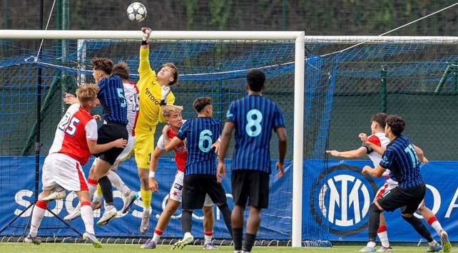 ゴールキーパー ダビド・カラニン: スラヴィア・プラハ、チャンピオンズリーグ U19 (インタビュー)