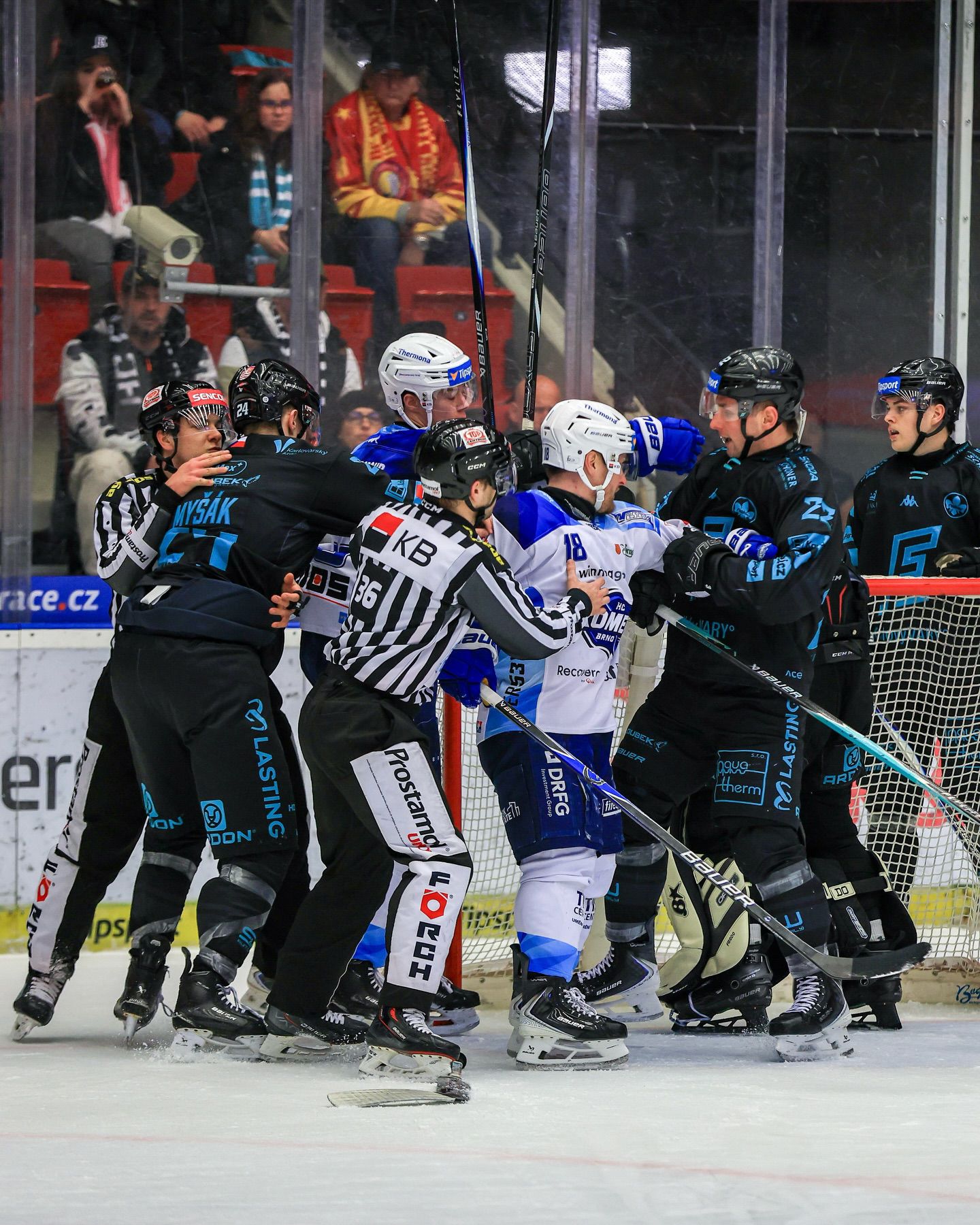 Energie Karlovy Vary - Kometa Brno. Zdroj: facebook.com/hc.kometa