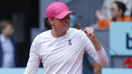 WTA Madrid: Svetová jednota Swiateková odvrátila tri mečbaly a nakoniec dokázala triumfovať