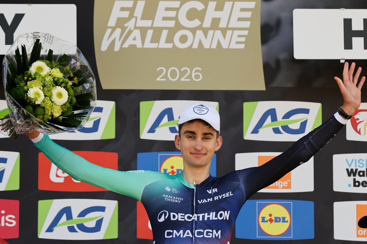 Mladý francúzsky cyklista prepisuje históriu. Taký mladý na TdF nebol nikto takmer sto rokov