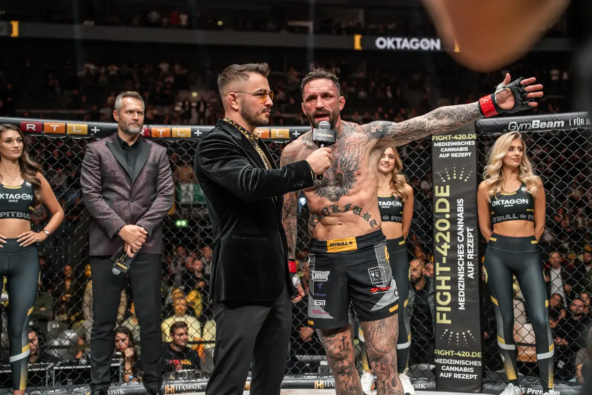 Známa tvár Oktagonu MMA bude pomáhať klubu Premier League s bránením štandardiek