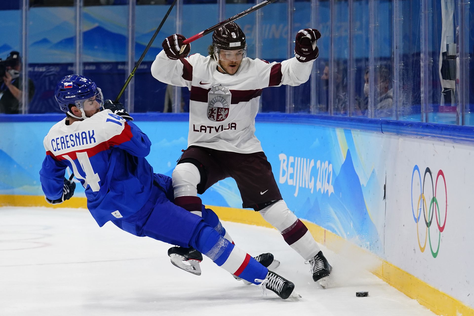 Renars Krastenbergs reprezentoval Lotyšsko aj na ZOH 2022 v Pekingu. Zdroj: SITA/AP