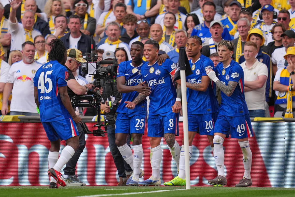 Nenaplnil očakávania a balí si kufre. Brankár Chelsea má namierené do Francúzska