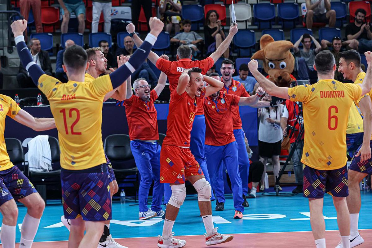 ME : Les Roumains ont surpris les champions olympiques.  Les volleyeurs slovènes toujours invaincus