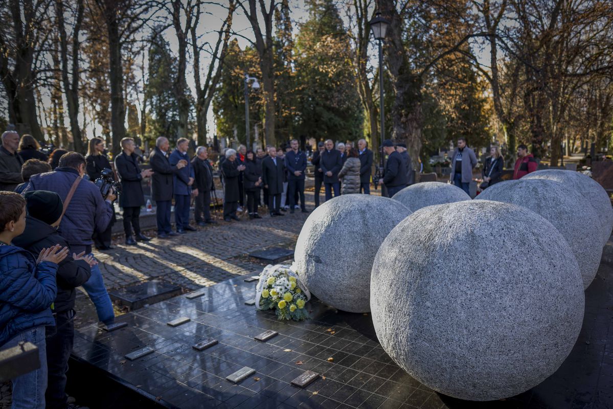 Na Národnom pamätníku olympionikov pribudli tabuľky dvoch legendárnych športovcov