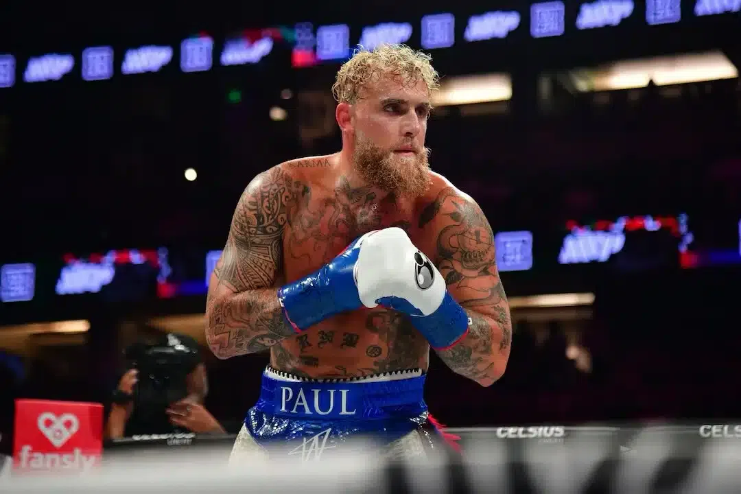 Jake Paul dostal nepríjemné správy od atletickej komisie kvôli zlomenej čelusti v zápase s Anthony Joshuom