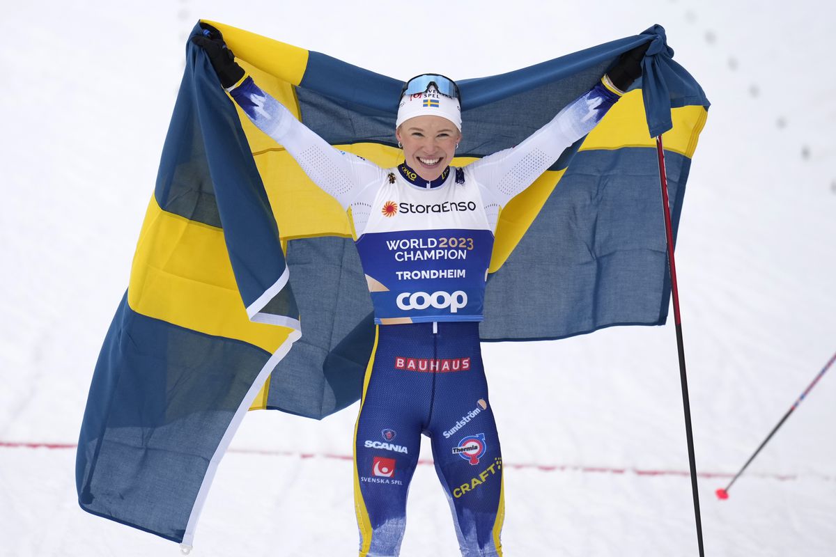 Beh na lyžiach: V šprinte v Davose triumfovali Chanavat a Sundlingová