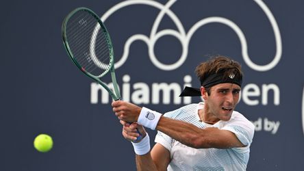 ATP Houston: Etcheverry postúpil do semifinále, jeho súper skrečoval