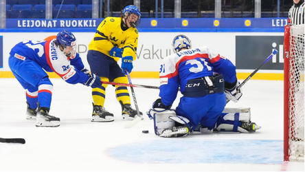 MS v hokeji U18: Najproduktívnejší slovenský hráč sa dostal do All Star tímu