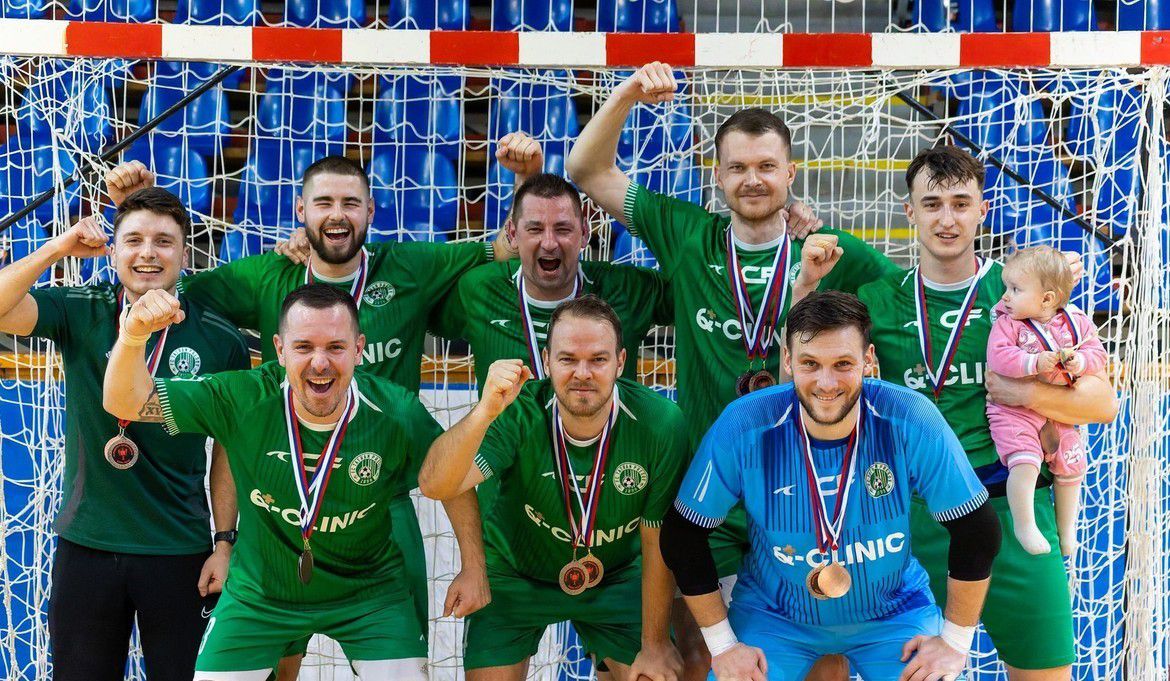 Prešovskí futsalisti po zisku 3. miesta v Slovenskom pohári. Rovnako obstáli aj v lige. Zdroj: futsalslovakia.sk/Cibko sports photography