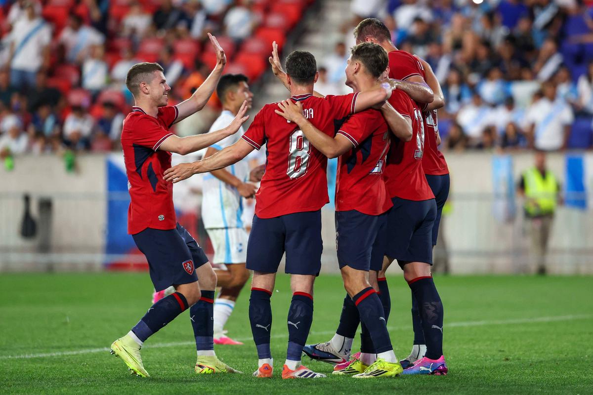 Česko má za sebou generálku na MS vo futbale. Zabrali ofenzívne opory