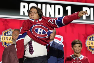 Montreal podpísal zmluvu s hráčom, ktorého meno na drafte zabudol Carey Price