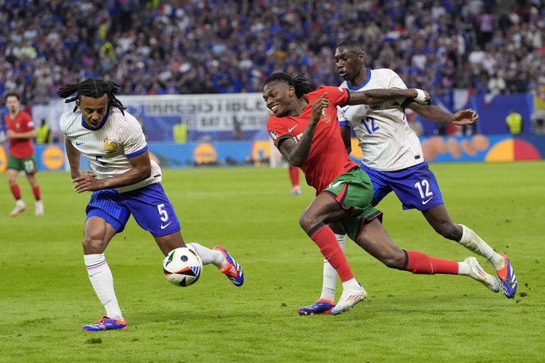 Une bataille spectaculaire pour les demi-finales ! Le drame entre la France et le Portugal a culminé aux tirs aux buts