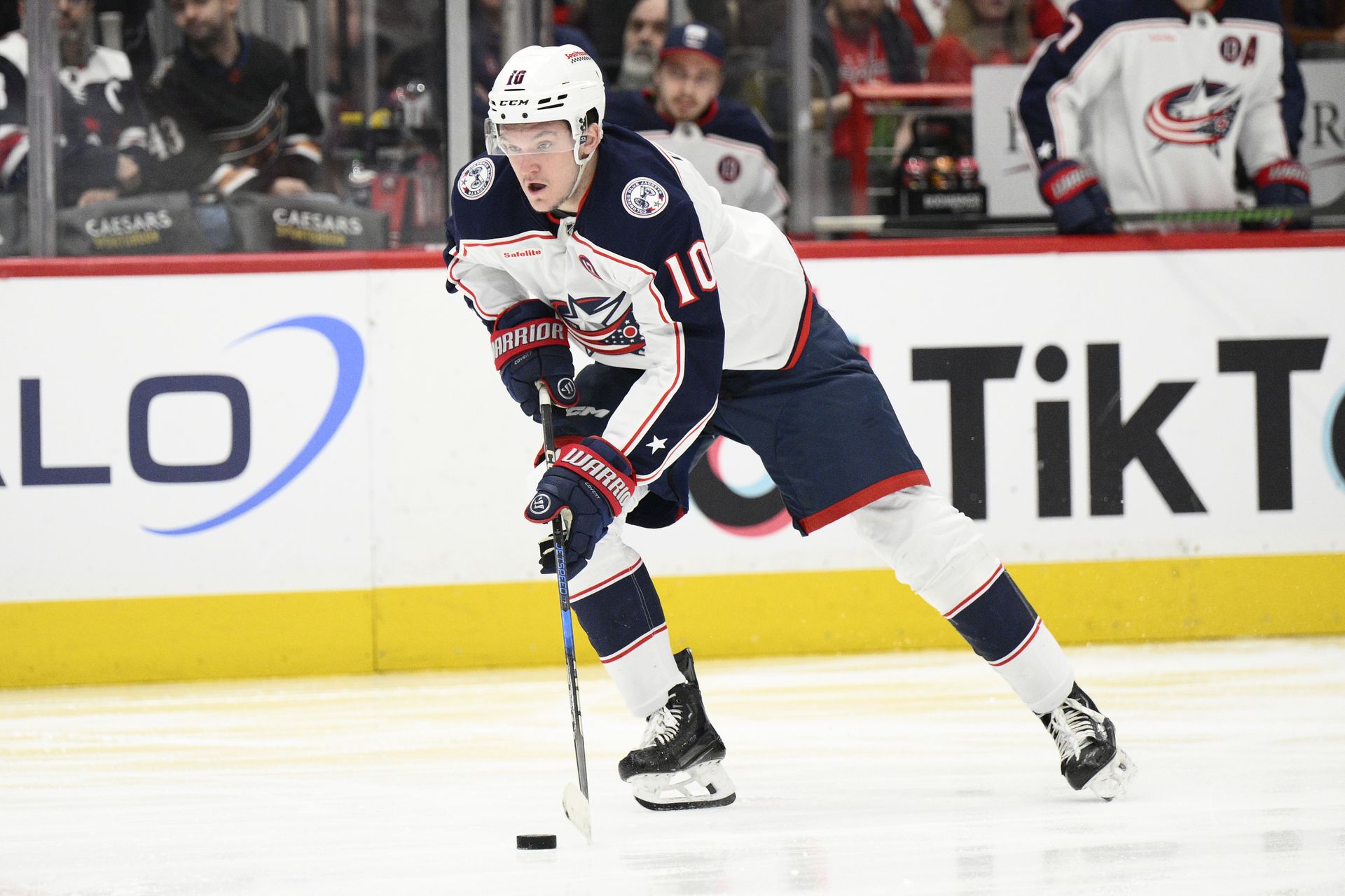 Dmitrij Voronkov v drese Columbusu Blue Jackets
Zdroj: SITA/AP
