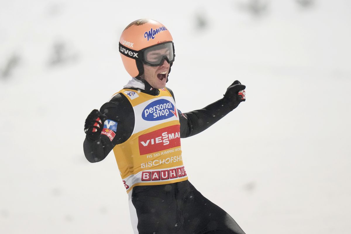 Turné štyroch mostíkov: Japonský fenomén po tretí raz vyhral celé ...