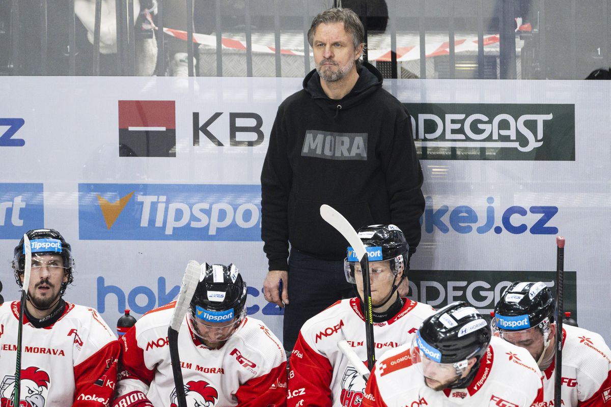 V Česku je veľkou výnimkou. Bude stáť Róbert Petrovický opäť na reprezentačnej lavičke?