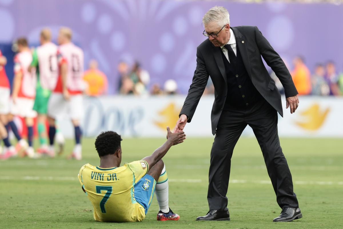 Prečo nezobral zodpovednosť na seba? Vinícius po vypadnutí Brazílie ukázal na Ancelottiho